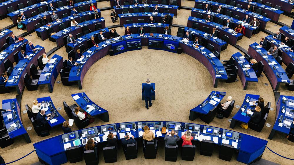  Blick ins Europäische Parlament in Straßburg