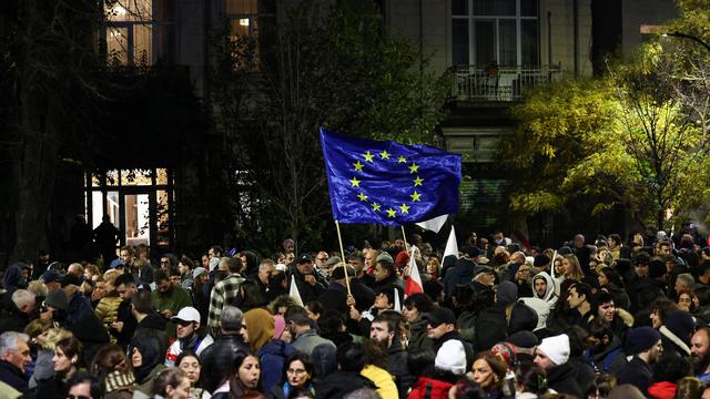 Georgien: Tausende demonstrieren nach Parlamentswahl erneut in Tbilissi