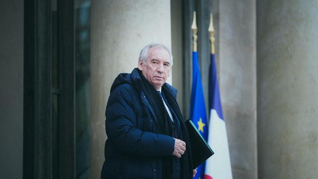 Frankreichs Minderheitsregierung: François Bayrou könnte Unterstützung der Sozialisten verlieren