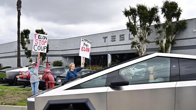 US-Regierung: Proteste vor Tesla-Läden gegen Musk wegen Entlassungen