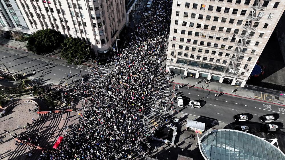 Demonstrationen in den USA: Demonstranten in Los Angeles, Kalifornien.