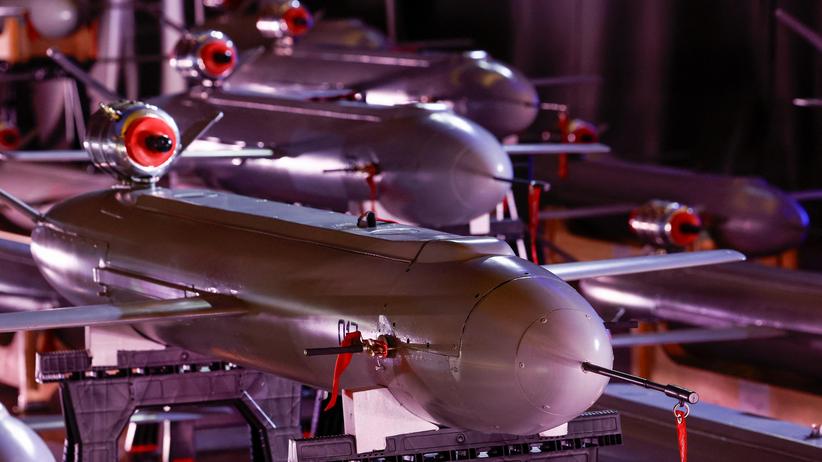 Lage in der Ukraine: Neue ukrainische Langstreckendrohnen mit Jet-Antrieb bei ihrer Vorstellung im Dezember 2024 in Kyjiw