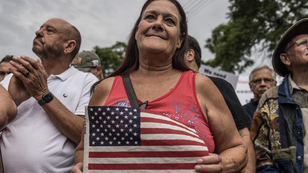  Weiße Donald-Trump-Fans bei einer Demonstration im südafrikanischen Pretoria im Februar.