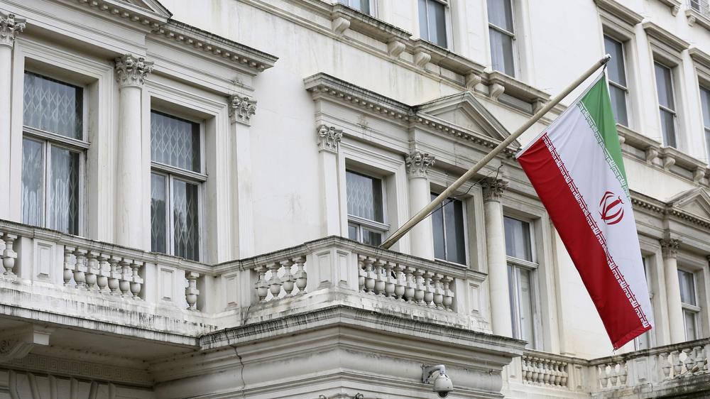  Die iranische Botschaft in London. In Großbritannien sind drei Iraner wegen mutmaßlichen Spionage festgenommen worden.