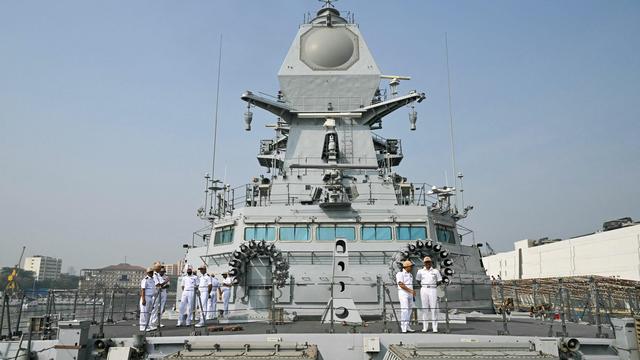 Kaschmir-Konflikt: Indische Marine unternimmt Militärübungen im Arabischen Meer