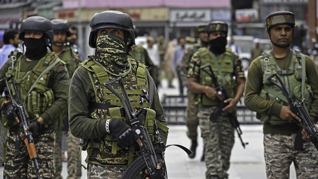 Kaschmirkonflikt: Pakistan testet Rakete, Indien stoppt Warenimporte