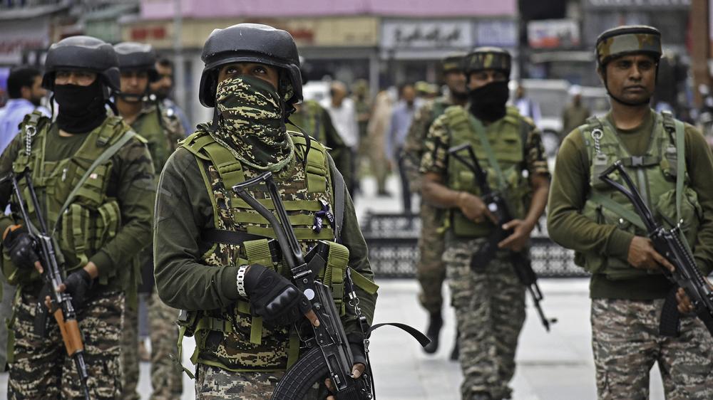  Ein pakistanischer Raketentest und ein von Indien verhängtes Importverbot sorgen für eine neue Eskalation in dem Konflikt beider Länder.