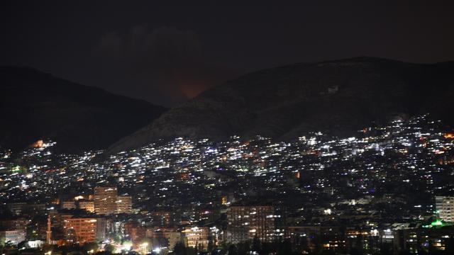 Nahost: Israel greift militärische Ziele in mehreren syrischen Regionen an