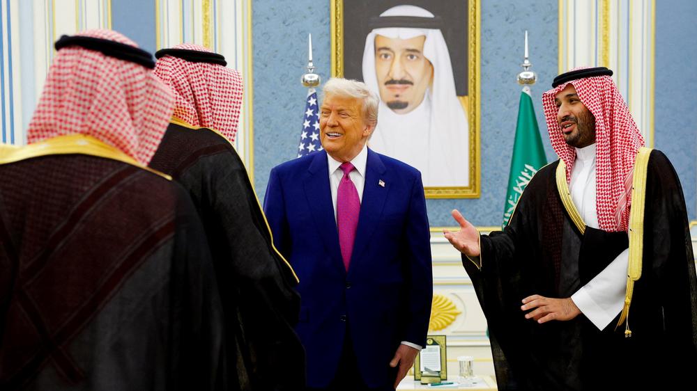  Donald Trump an der Seite des saudischen Kronprinzen Mohammed bin Salman in Riad