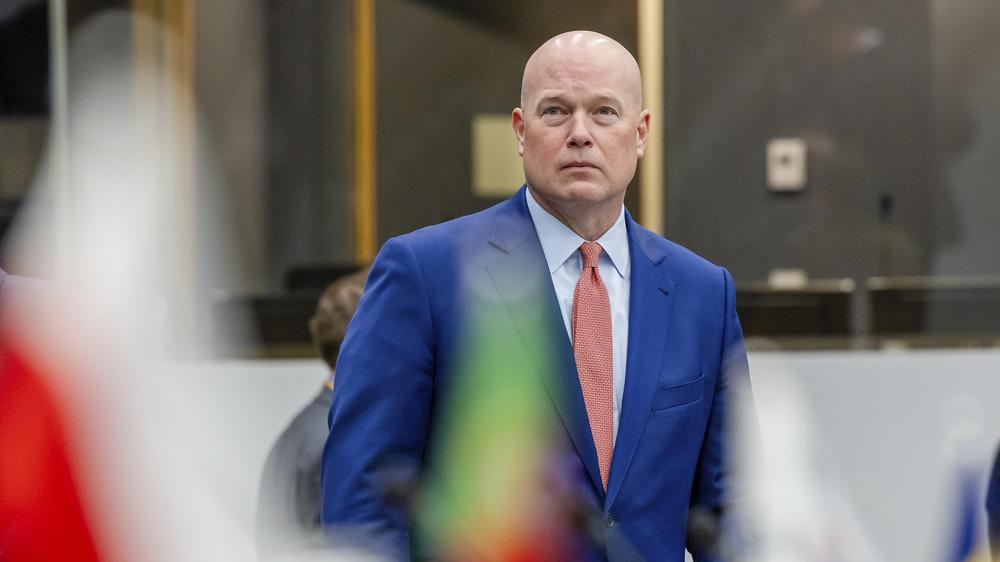  Die USA beharren auf ihrer Forderung nach erhöhten Verteidigungsausgaben. Matthew Whitaker, US-Botschafter bei der Nato, deutet eine aber eine großzügigere Auslegung an.