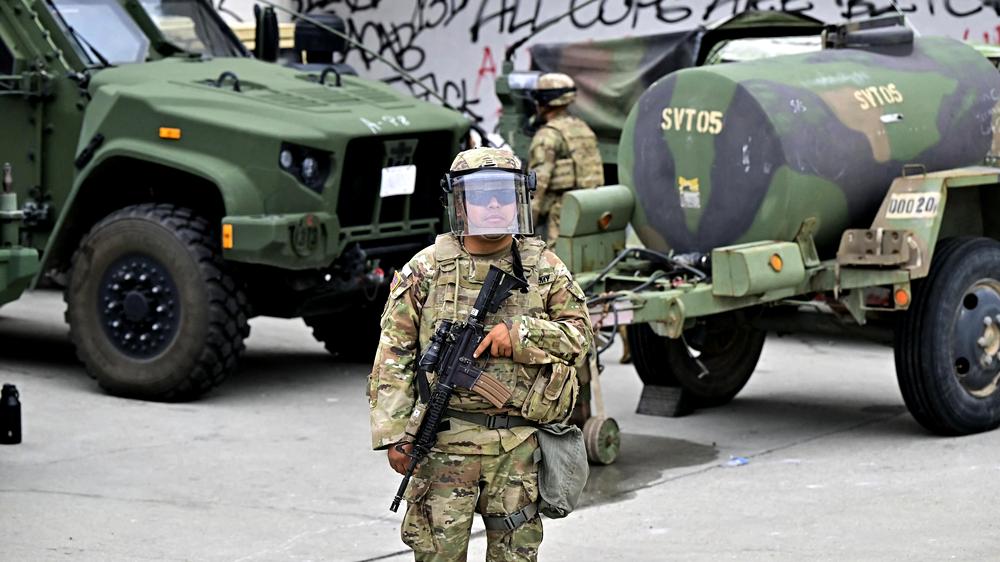  Nach Razzien der Einwanderungsbehörde ICE gegen angeblich illegale Migrantinnen und Migranten kam es in Los Angeles zu Zusammenstößen zwischen Demonstrierenden und der Polizei.
