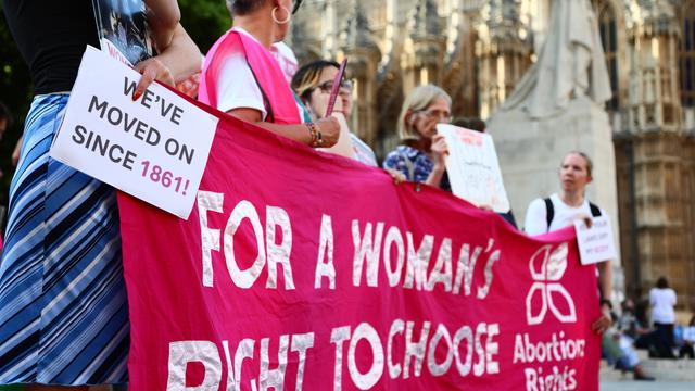 Großbritannien: Schwangerschaftsabbrüche in England und Wales bald nicht mehr strafbar