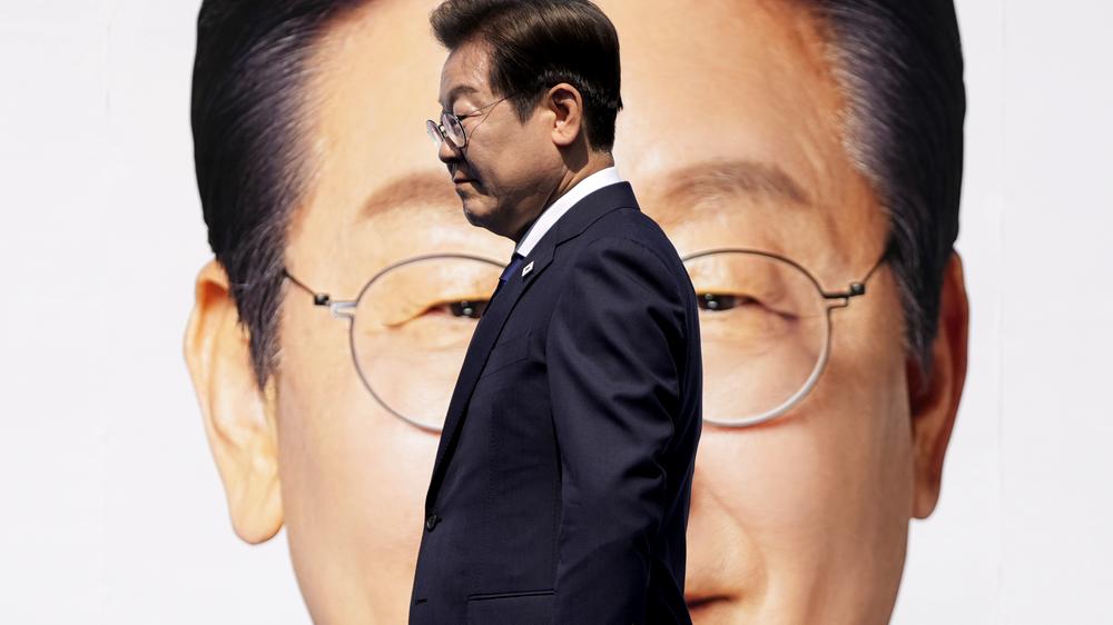  Lee Jae-myung, Präsidentschaftskandidat der Demokratischen Partei, kommt zu einer Wahlkampfveranstaltung.
