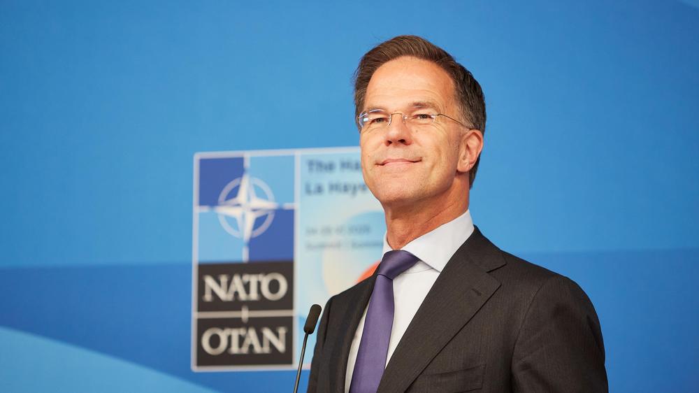  Es gebe bei den Nato-Partnern angesichts der Bedrohung aus Russland und der internationalen Sicherheitslage die "feste Überzeugung", dass es "keine Alternative" zum Fünf-Prozent-Ziel gebe, sagt Mark Rutte.