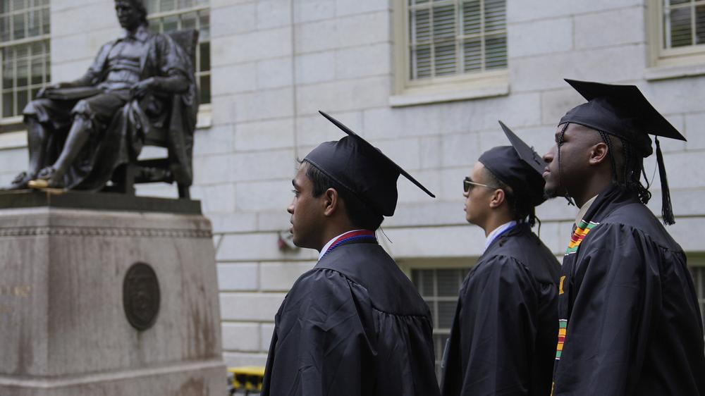  Studierende an der Harvard University in Cambridge, Massachusetts, USA