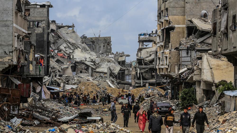  Zerstörungen in der Stadt Chan Junis im Gazastreifen (Aufnahme vom Februar)