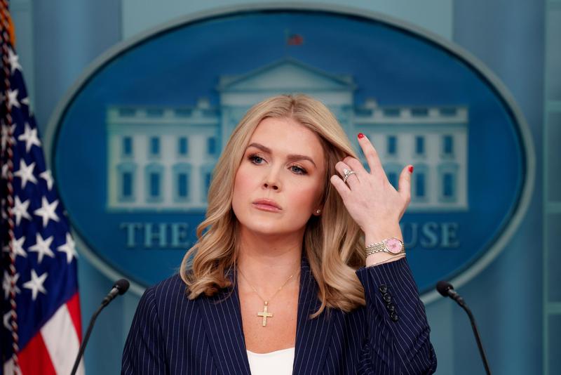 Trump-Sprecherin Karoline Leavitt: Kreuz, Kampf, Kontrolle | DIE ZEIT