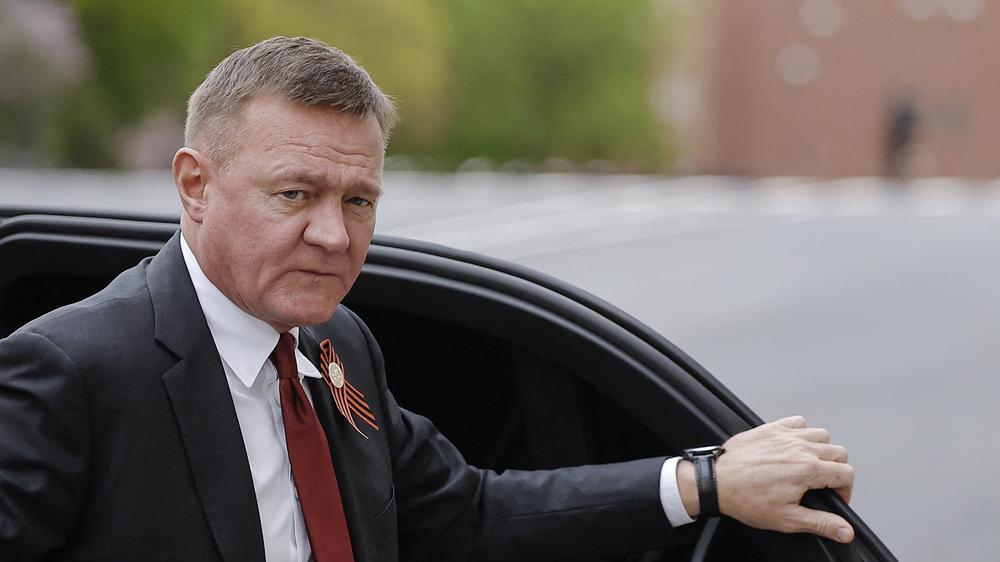  Der russische Politiker Roman Starowoit war erst im Mai vergangenen Jahres zum Verkehrsminister befördert worden.