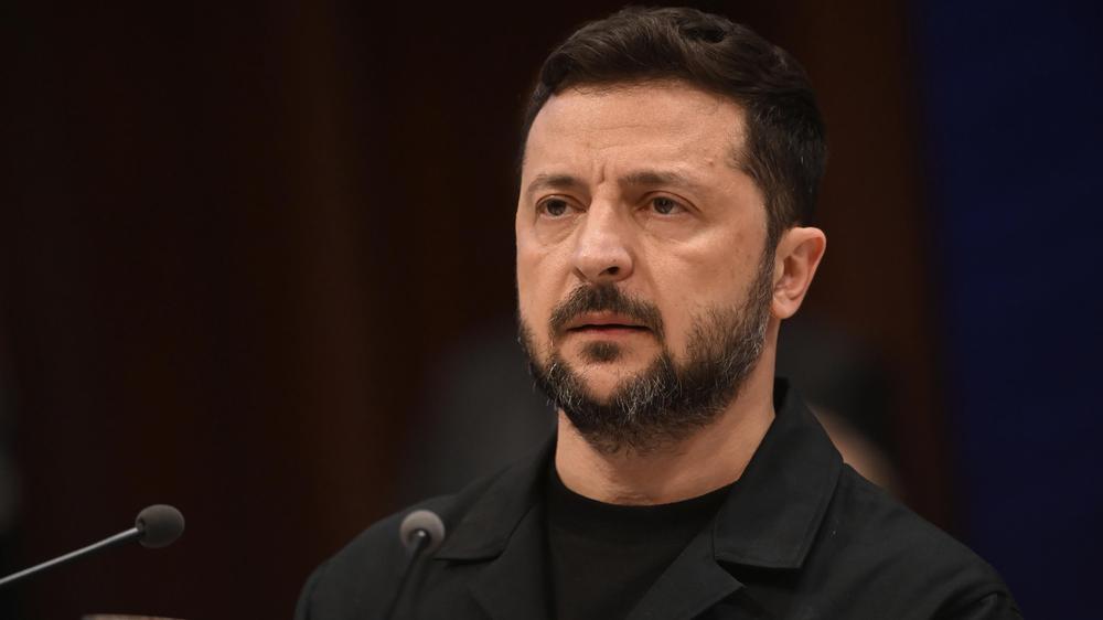  Der ukrainische Präsident Wolodymyr Selenskyj hat eine Vereinbarung zur Lieferung von Patriot-Flugabwehrsystemen in Aussicht gestellt.