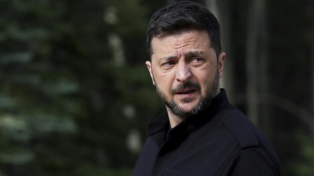   Wolodymyr Selenskyj, Präsident der Ukraine, plant, die ukrainische Regierung umzubauen.