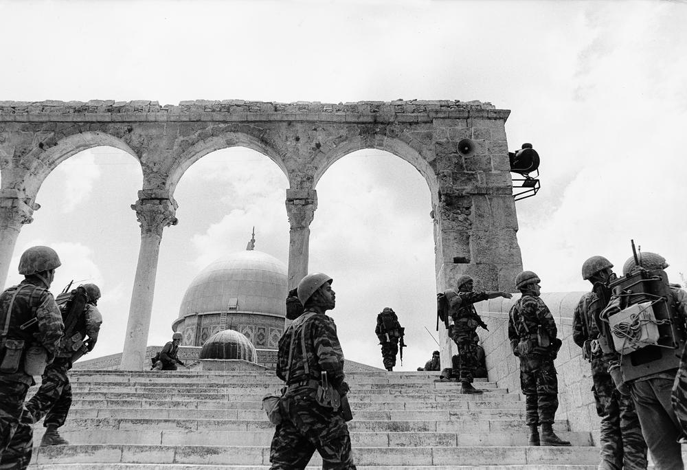 Nahostkonflikt: Sieger: israelische Soldaten auf dem Tempelberg in Ostjerusalem, den sie im Sechstagekrieg von 1967 eingenommen haben