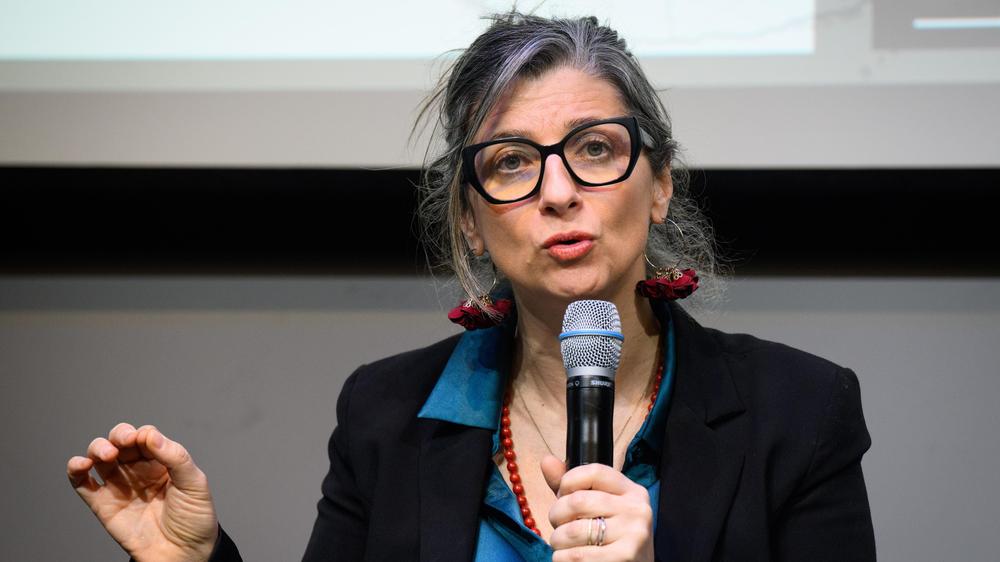  Die USA haben Sanktionen gegen Francesca Albanese, die unabhängige Sonderberichterstatterin der UN für die von Israel besetzten Palästinensergebiete, verhängt.