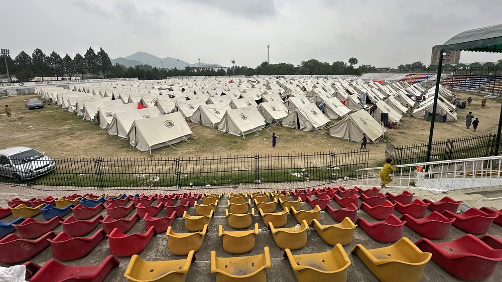  Das Land hat nun hunderte gefährdete Afghaninnen und Afghanen aus dem deutschen Aufnahmeprogramm festgenommen.