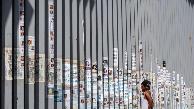 USA: Donald Trump lässt Grenzzaun zu Mexiko schwarz streichen