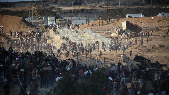 Humanitäre Hilfe in Gaza: Helfer in Gaza fürchten neue Regeln