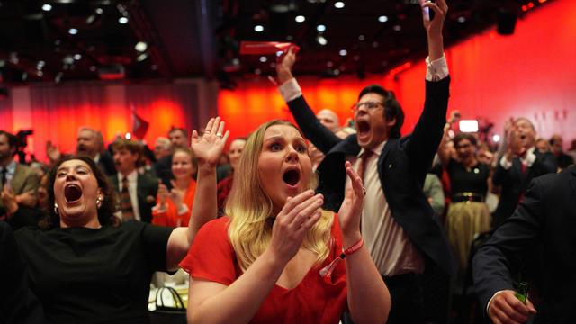 Wahl in Norwegen: Sozialdemokraten liegen bei Parlamentswahl in Norwegen vorn