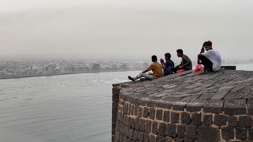  Für die beschädigten Kabel im Roten Meer sind wohl nicht von den Huthi verantwortlich, wie zunächst vermutet.