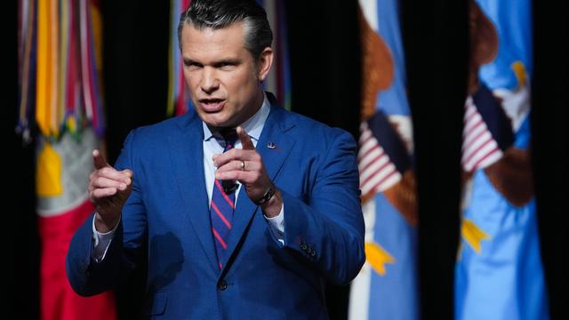 Treffen von US-Militärs: US-Verteidigungsminister schwört Militär auf Kriegsvorbereitungen ein