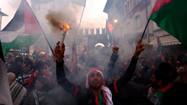  Israel's World Cup Qualifier: Clashes at pro-Palestinian demonstration in Udine