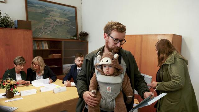 Parlamentswahl: Wahllokale in Tschechien geschlossen