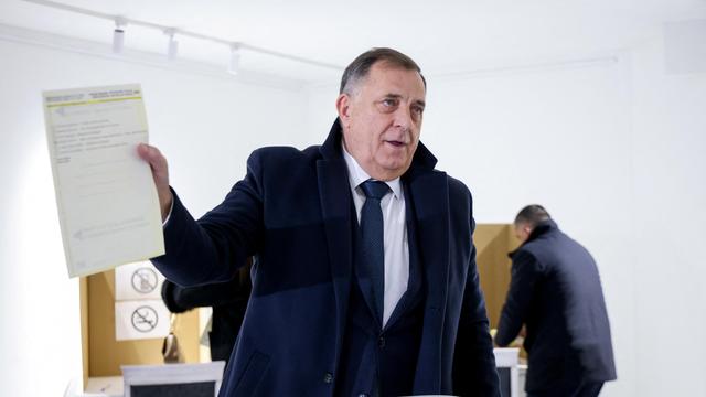 Bosnien-Herzegowina: Vertrauter von Serbenführer Dodik gewinnt vorgezogene Präsidentenwahl