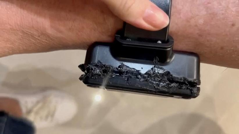 Brasilien: Die brasilianischen Strafvollzugsbehörden veröffentlichten ein Bild, das die von Jair Bolsonaro beschädigte Fußfessel zeigen soll.