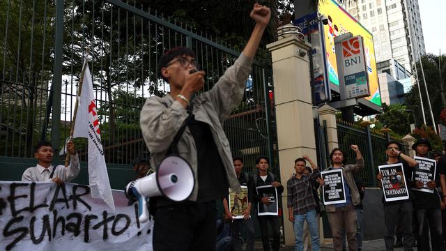 Indonesien: Indonesischer Präsident erklärt Ex-Diktator Suharto zum Nationalhelden