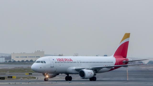 FAA opozarja pilote na previdnost zaradi povečane vojaške aktivnosti v Venezueli