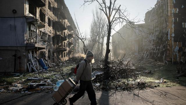 Bela hiša: Ameriški mirovni načrt je dober tako za Ukrajino kot za Rusijo, Zelenski pripravljen na pogovore