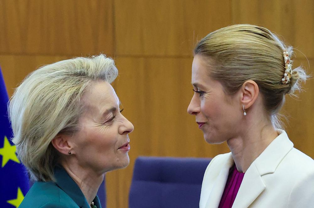 Lage in der Ukraine: Ursula von der Leyen und Kaja Kallas: Die Kommissionspräsidentin und die EU-Außenbeauftragte geben sich als entschlossene Ukraine-Unterstützerinnen –&nbsp;und wirken in einigen ihrer Äußerungen zunehmend realitätsfern.