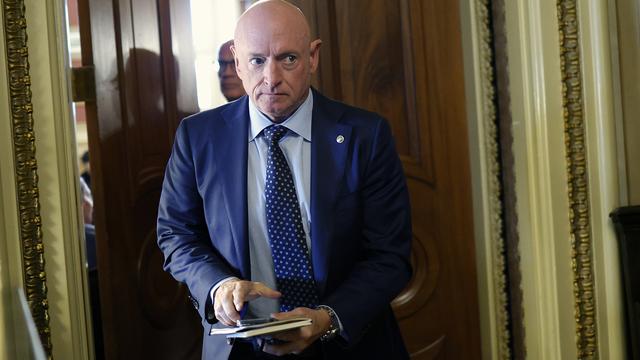 US-Politik: US-Verteidigungsministerium droht US-Demokrat Mark Kelly mit Strafe