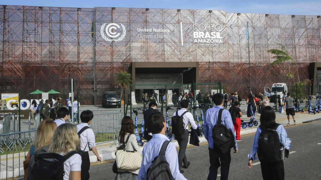 UN-Klimakonferenz segnet Beschluss ohne Exitplan für Fossile ab