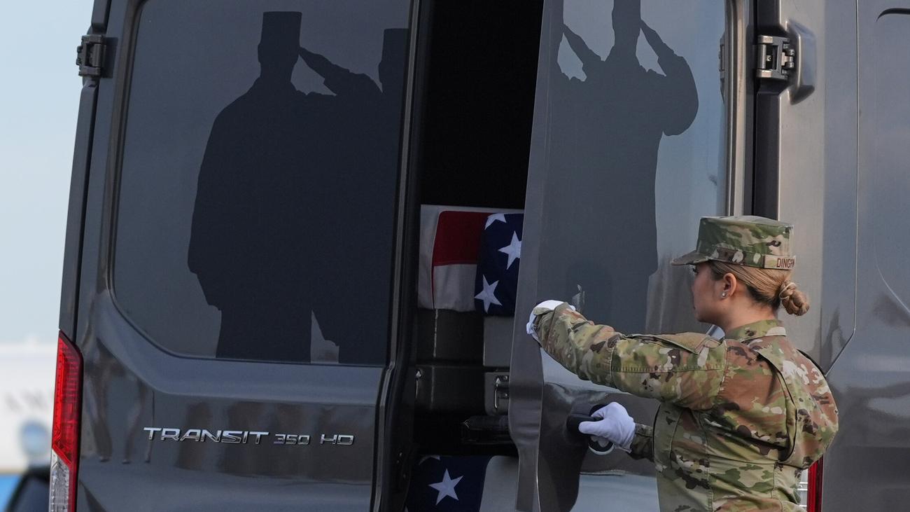 Nahost: USA fliegen Angriffe auf Dutzende Ziele in Syrien