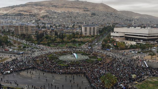 Syrien: Hunderttausende feiern in Syrien Jahrestag von Sturz des Assad-Regimes