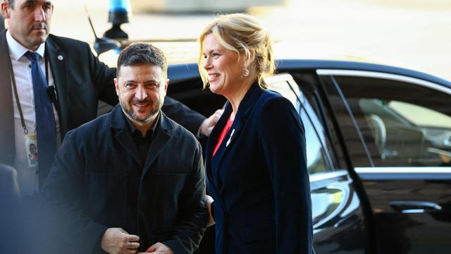 Krieg gegen die Ukraine: Julia Klöckner empfängt Wolodymyr Selenskyj im Bundestag