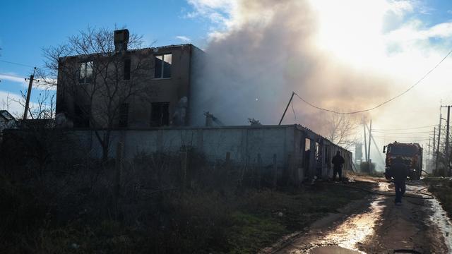 Krieg gegen die Ukraine: Russische Angriffe auf Energienetz sorgen für massive Stromausfälle