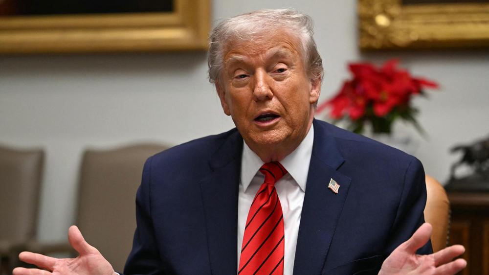  Donald Trump sagt, er will in den Verhandlungen über ein Kriegsende in der Ukraine "keine Zeit verschwenden".