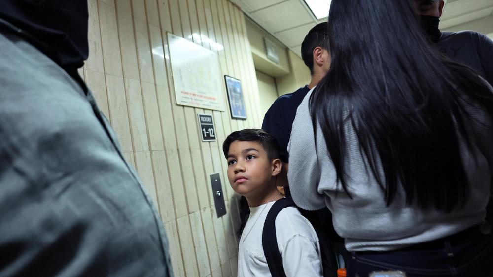  Die US-Einwanderungsbehörde ICE hat mit ihrem Vorgehen gegen eine Regelung aus den 1990er Jahren verstoßen.