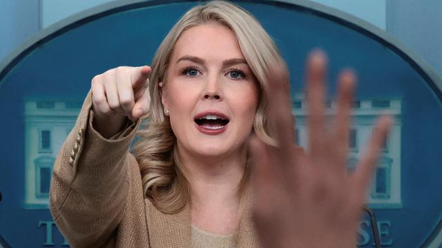 Medien in den USA: US-Regierung verteidigt öffentliche Kritik an Journalisten