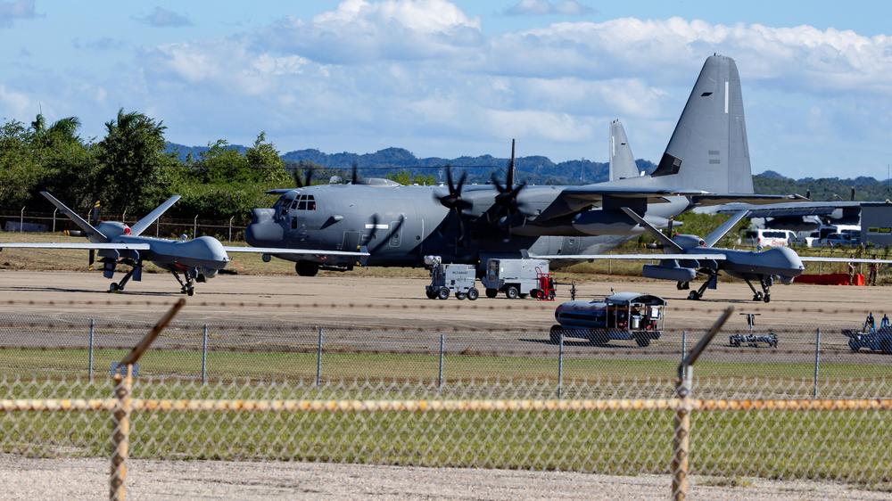 Südamerika: Eine Maschine der US Air Force am 28. Dezember: Die USA haben laut Trump ein Ziel in Venezuela angegriffen.